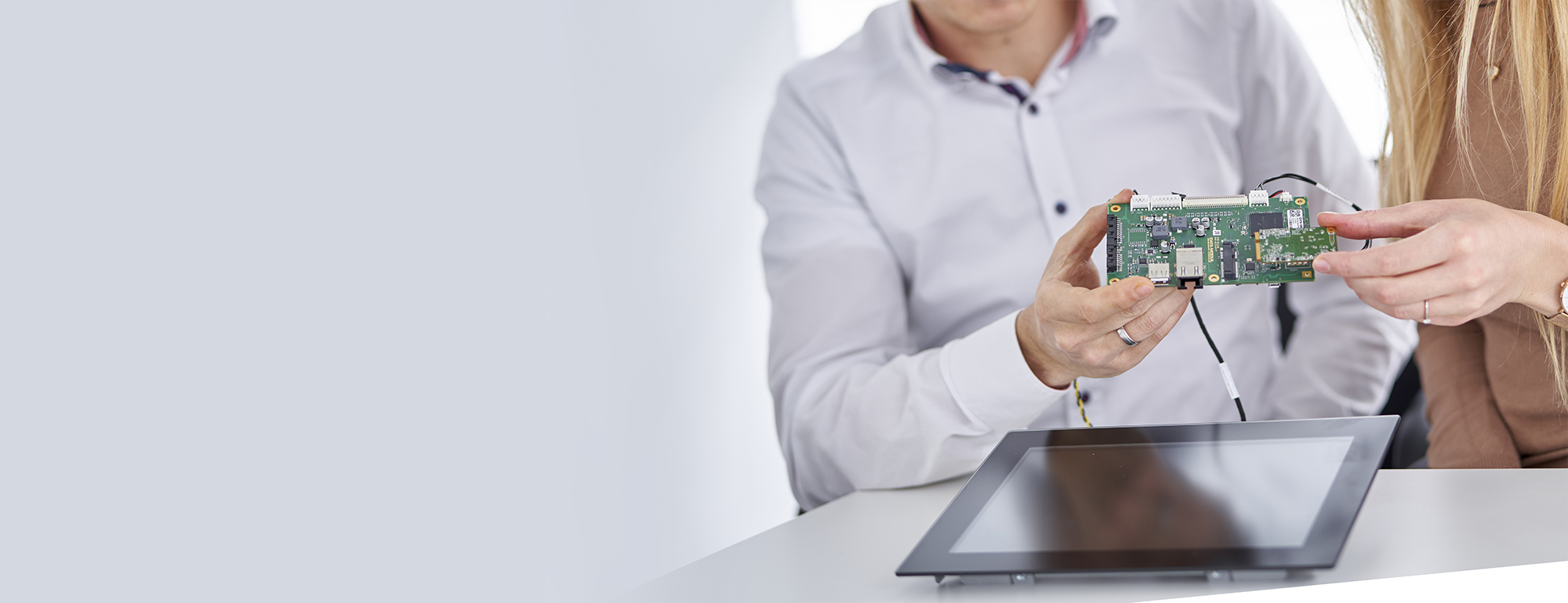 DATA MODUL Die Display Experten