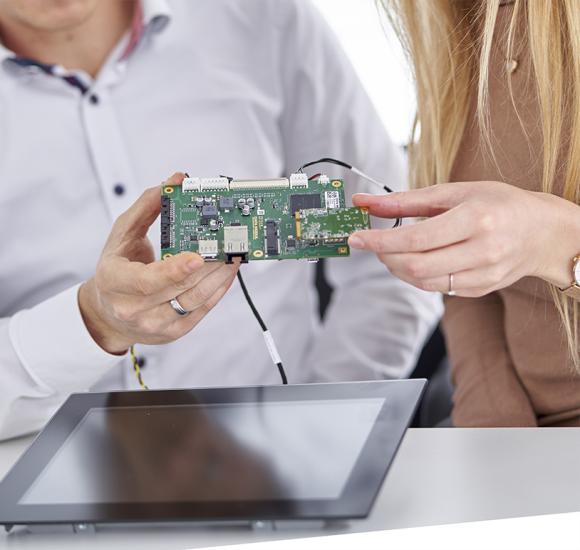 Embedded at DATA MODUL